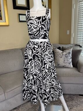 Rachel Zoe Two Piece Black & White Tropical Midi Skirt Size L